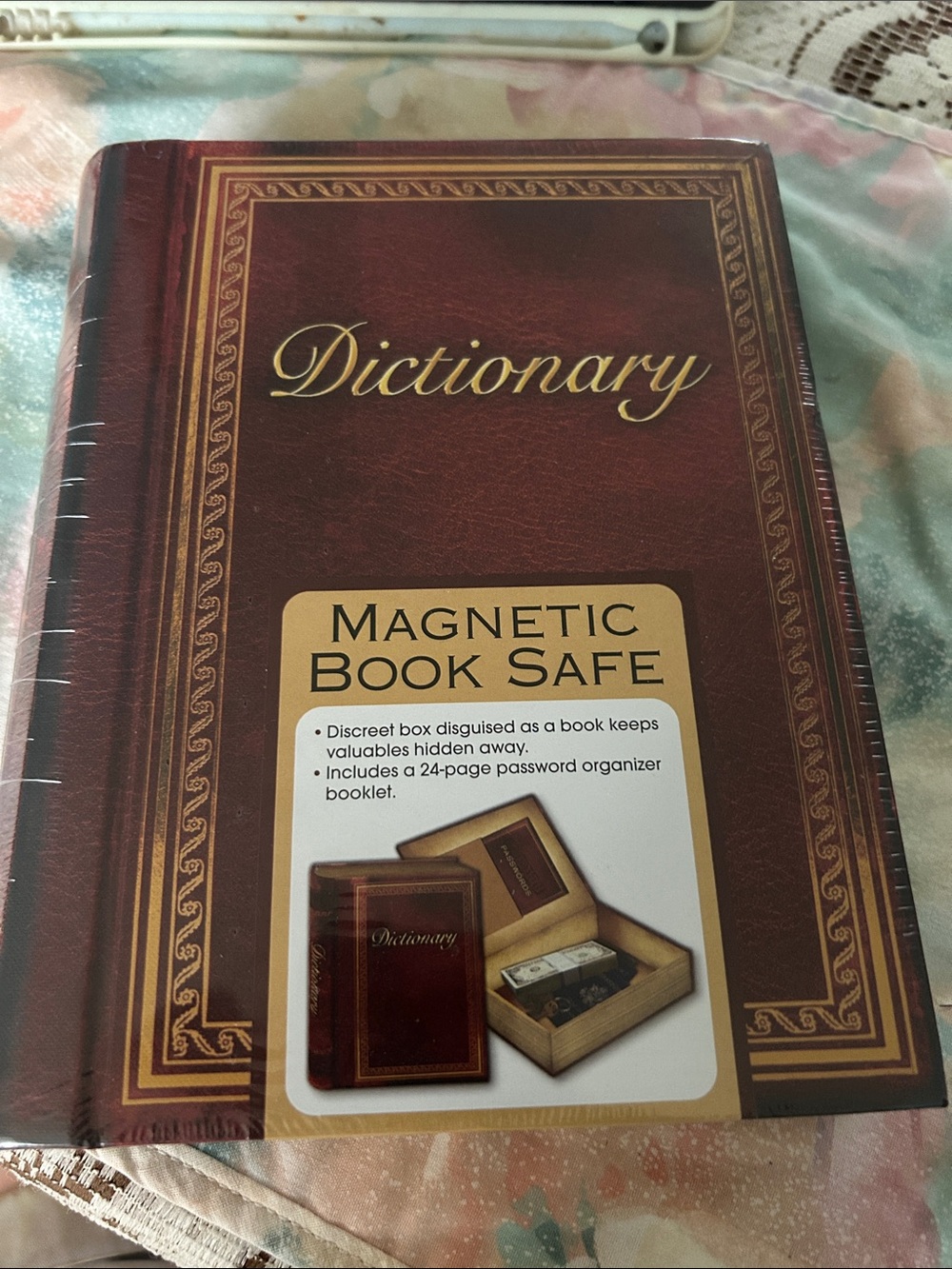 Dictionary Magnetic Book Safe - Brown